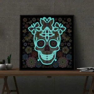 Skull & Butterfly - Glow-in-the-Dark Diamond Painting